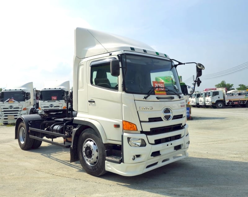 หกล้อหัวลาก Hino Victor ปี 62 (3146)