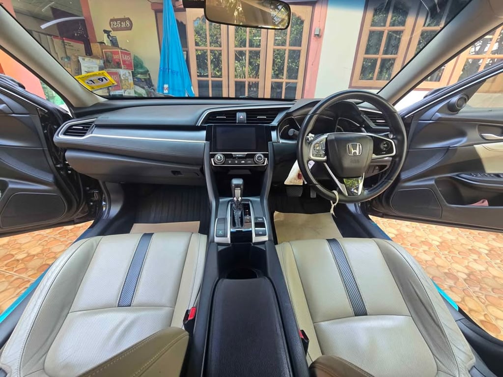 ขายรถ Honda civic ปี 2016 390,000 ขายรถ Honda civic ปี 2016 390,000