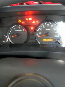 ขายรถบรรทุก ISUZU NMR130 ตู้เย็น ราคา 1,300,000 สภาพพร้อมใช้งาน จดทะเบียนปี 2560