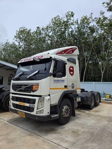 VOLVO FM 400 แรงม้า รถบรรทุกหัวลาก 10 ล้อ ปี 2011 VOLVO FM 400 แรงม้า รถบรรทุกหัวลาก 10 ล้อ ปี 2011