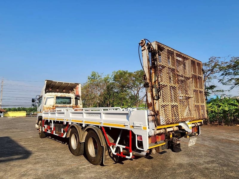 ISUZU FVM 300แรงม้า รถบรรทุก 10ล้อ พ่วงแม่ลูก ปี2012 ISUZU FVM 300แรงม้า รถบรรทุก 10ล้อ พ่วงแม่ลูก ปี2012