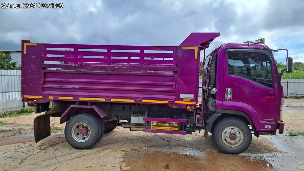 FRR 6ล้อ กระบะคอกสูง ปี2022 (84-2284) FRR 6ล้อ กระบะคอกสูง ปี2022 (84-2284)