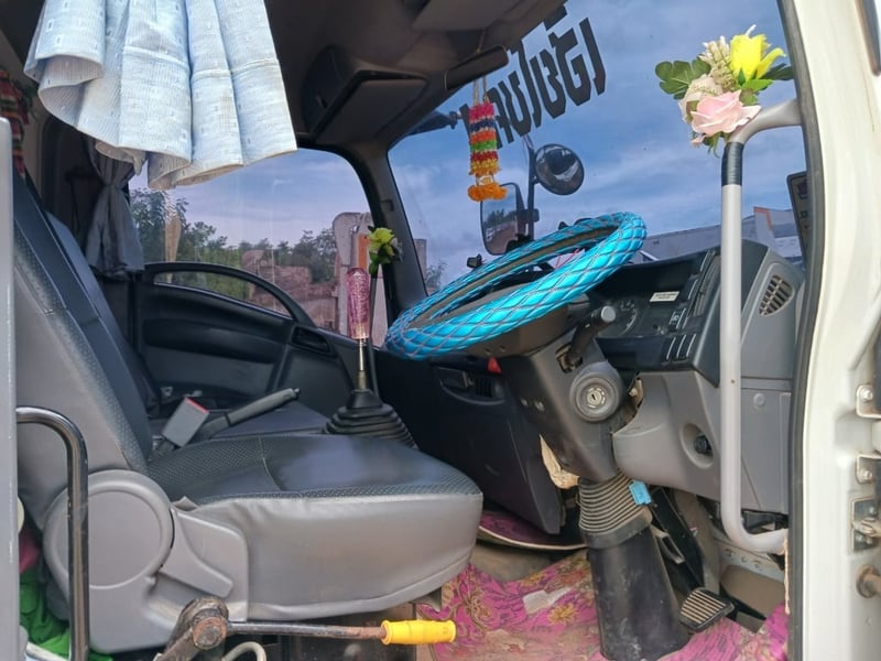 ISUZU FRR  6ล้อ ดั้มพ์ ปี22  (3517 )