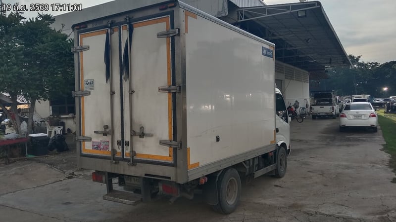 HINO XZU ตู้แห้ง ปี2023 (3ฒห-949) 