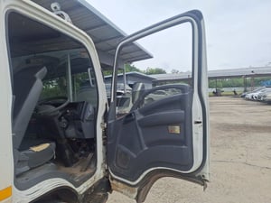 ISUZU NMR รถบรรทุก 6ล้อ ดั้มพ์ ปี2021 (53-6587)