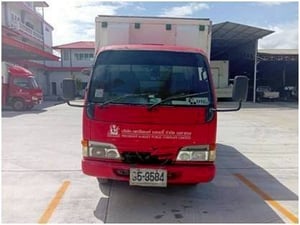 ISUZU NKR 100แรงม้า ตู้แห้ง ปี46 (95-9584) ISUZU NKR 100แรงม้า ตู้แห้ง ปี46 (95-9584)