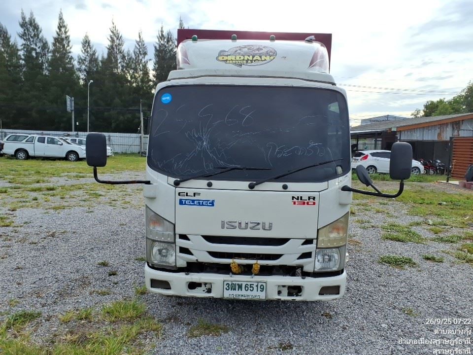 ISUZU NLR รถบรรทุก 4ล้อ ตู้แห้ง ปี2022  (3ฒพ-6519)