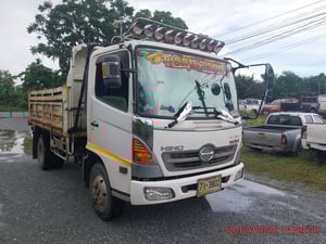 HINO FC รถบรรทุก 6ล้อ กระบะ ปี2019 (71-3902) HINO FC รถบรรทุก 6ล้อ กระบะ ปี2019 (71-3902)