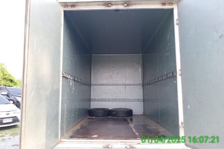 NLR 130แรง 4ล้อ ตู้แห้ง ปี21 (3ฒต-661 )