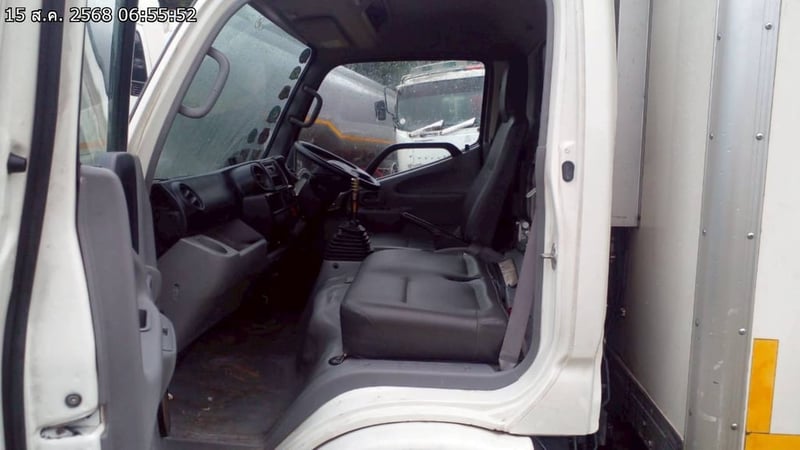  XZU 136แรง 4ล้อ ตู้เย็น ปี23 (3ฒส-1839)