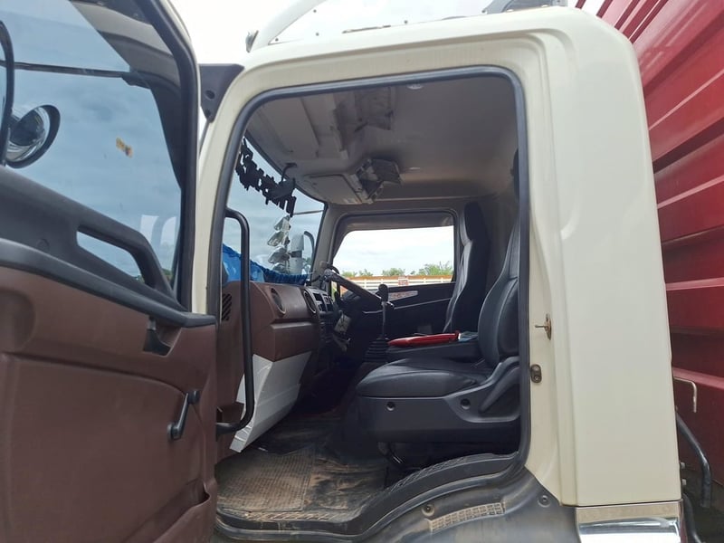 HINO FC รถบรรทุก 6ล้อ กระบะคอกสูง ปี2023  (84-4167)