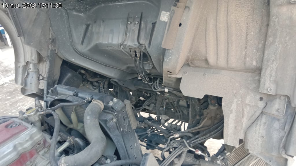 HINO XZU ตู้แห้ง ปี2023 (3ฒห-949) HINO XZU ตู้แห้ง ปี2023 (3ฒห-949)