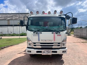 ISUZU FRR 210แรง  6ล้อ ปี2022 (84-7582)