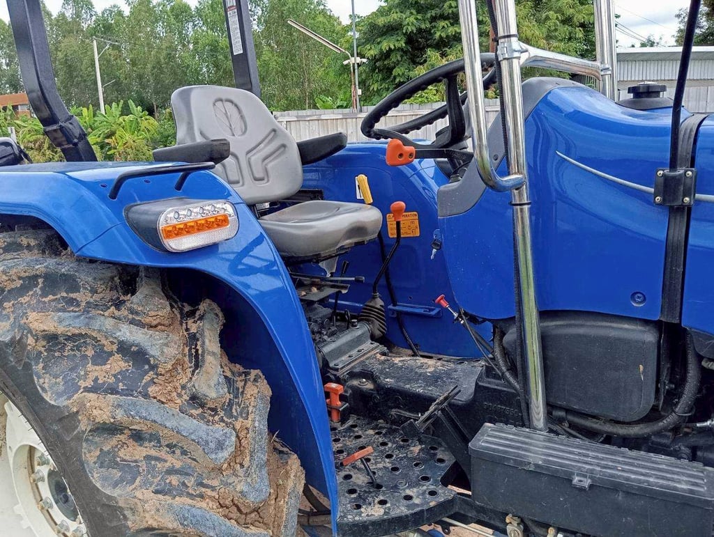 NEWHOLLAND TT3.50 TRACTOR ปี24 (ตฆ-6885)