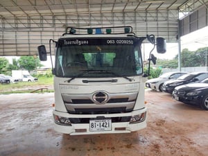 HINO FC รถบรรทุก 6ล้อ กระบะเหล็กติดเครน ปี2023 (81-1421)