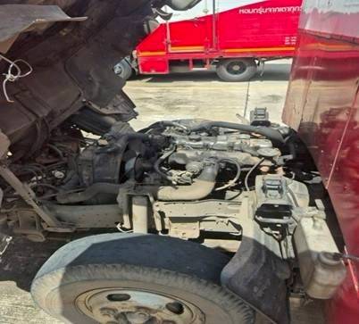 ISUZU NKR 100แรงม้า ตู้แห้ง ปี45 (95-9581) ISUZU NKR 100แรงม้า ตู้แห้ง ปี45 (95-9581)