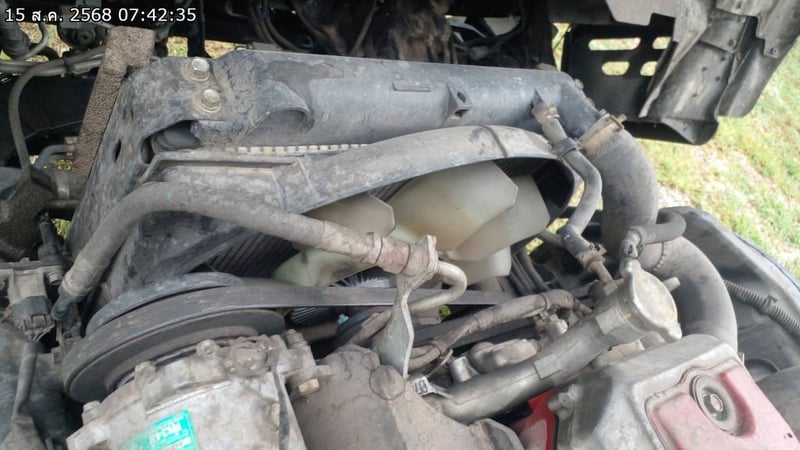  XZU 136แรง 4ล้อ ตู้เย็น ปี23 (3ฒส-1839)