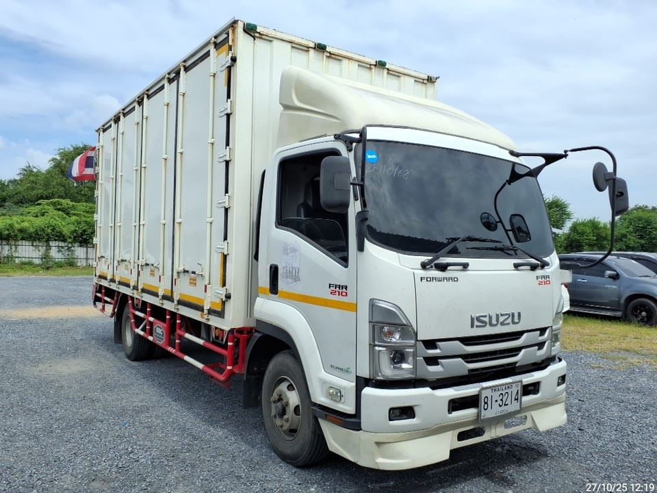 ISUZU FRR รถบรรทุก 6ล้อ ตู้แห้ง ปี2022 (81-3214)