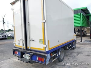 HINO XZU  ตู้แห้ง ปี22  (3ฒพ-6795)