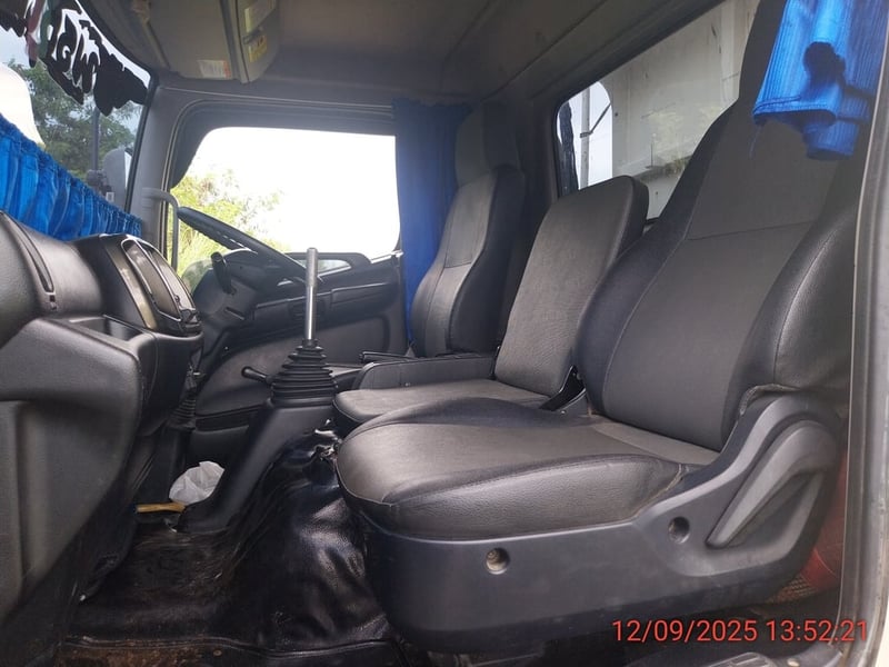 HINO FC รถบรรทุก 6ล้อ กระบะ ปี2019 (71-3902) HINO FC รถบรรทุก 6ล้อ กระบะ ปี2019 (71-3902)