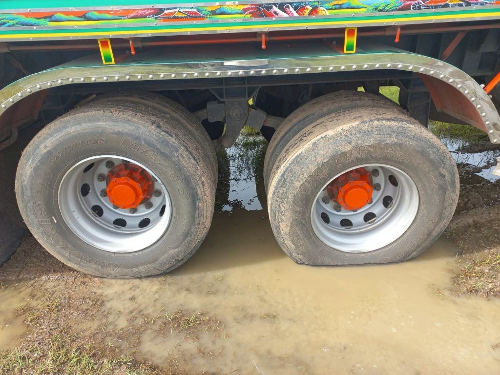 ISUZU FXZ รถบรรทุก 10ล้อ พ่วงแม่ลูก ปี2023 (86-5188)