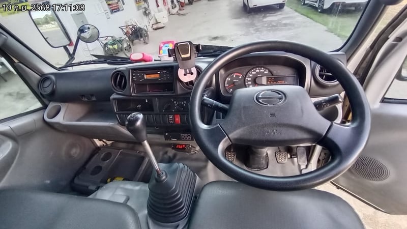 HINO XZU ตู้แห้ง ปี2023 (3ฒห-949) 