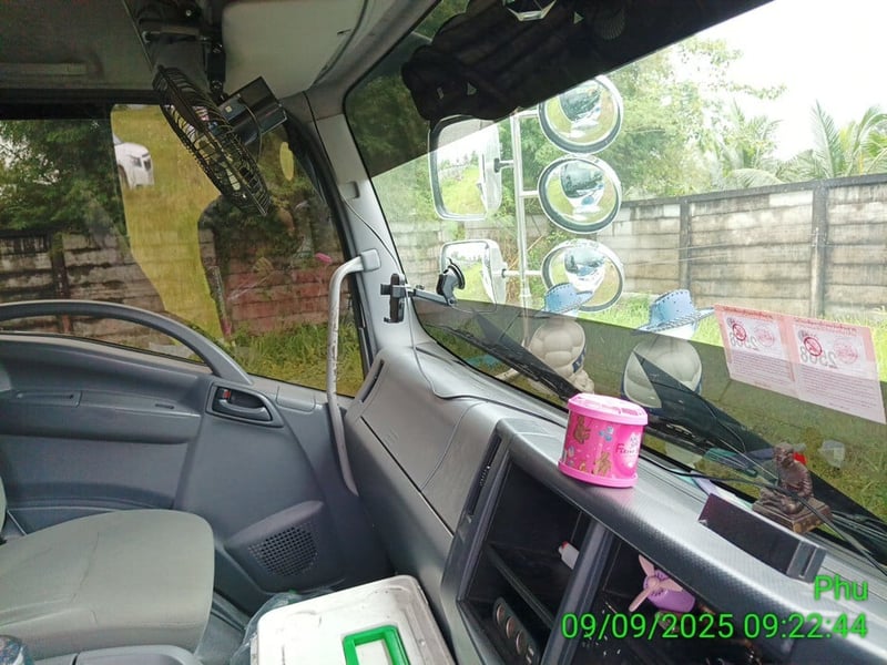 GXZ รถบรรทุก 10ล้อ หัวลาก ปี23 (70-4294 ) GXZ รถบรรทุก 10ล้อ หัวลาก ปี23 (70-4294 )