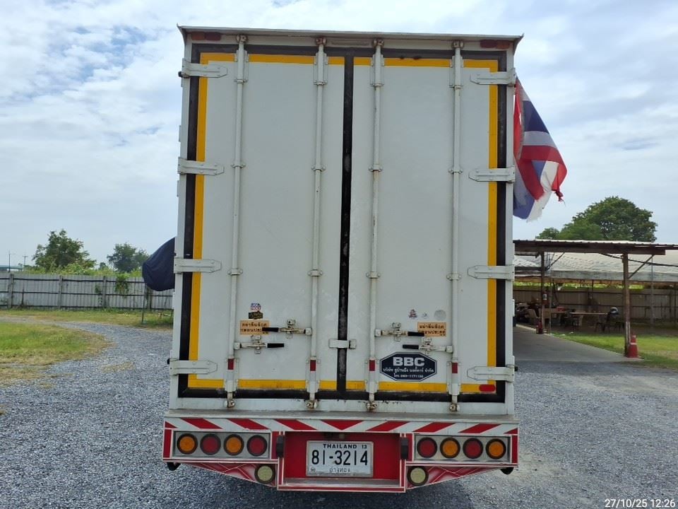 ISUZU FRR รถบรรทุก 6ล้อ ตู้แห้ง ปี2022 (81-3214)