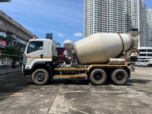 ISUZU FXZ 10ล้อ โม่ปูน ISUZU FXZ 10ล้อ โม่ปูน