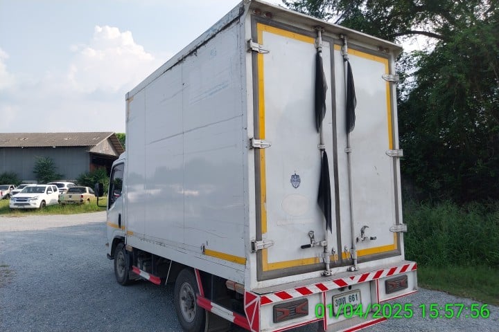 NLR 130แรง 4ล้อ ตู้แห้ง ปี21 (3ฒต-661 )