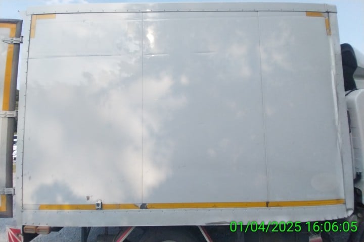 NLR 130แรง 4ล้อ ตู้แห้ง ปี21 (3ฒต-661 )