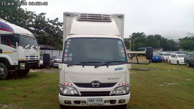  XZU 136แรง 4ล้อ ตู้เย็น ปี23 (3ฒส-1839)