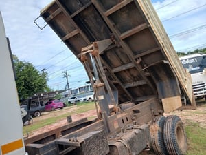 ISUZU FRR  6ล้อ ดั้มพ์ ปี22  (3517 )