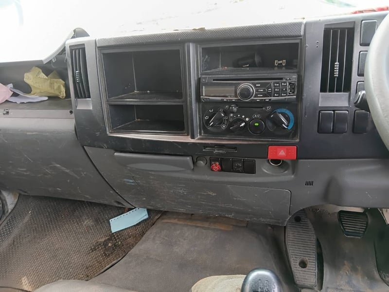 ISUZU FRR 210แรง 6ล้อ กระบะคอกสูง ปี20 (83-6269) ISUZU FRR 210แรง 6ล้อ กระบะคอกสูง ปี20 (83-6269)