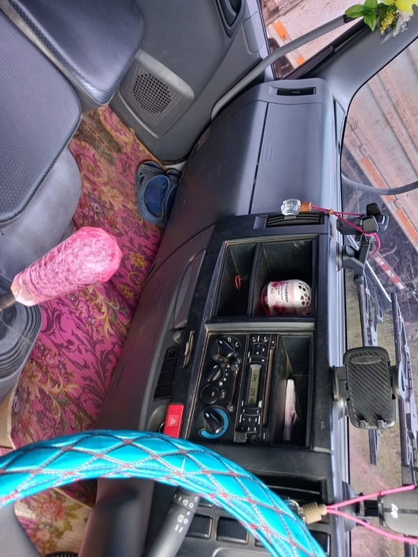 ISUZU FRR  6ล้อ ดั้มพ์ ปี22  (3517 )