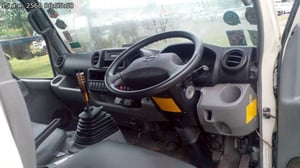  XZU 136แรง 4ล้อ ตู้เย็น ปี23 (3ฒส-1839)