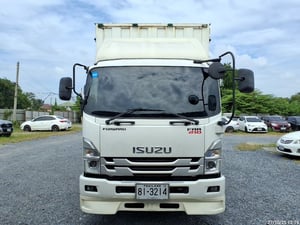 ISUZU FRR รถบรรทุก 6ล้อ ตู้แห้ง ปี2022 (81-3214) ISUZU FRR รถบรรทุก 6ล้อ ตู้แห้ง ปี2022 (81-3214)
