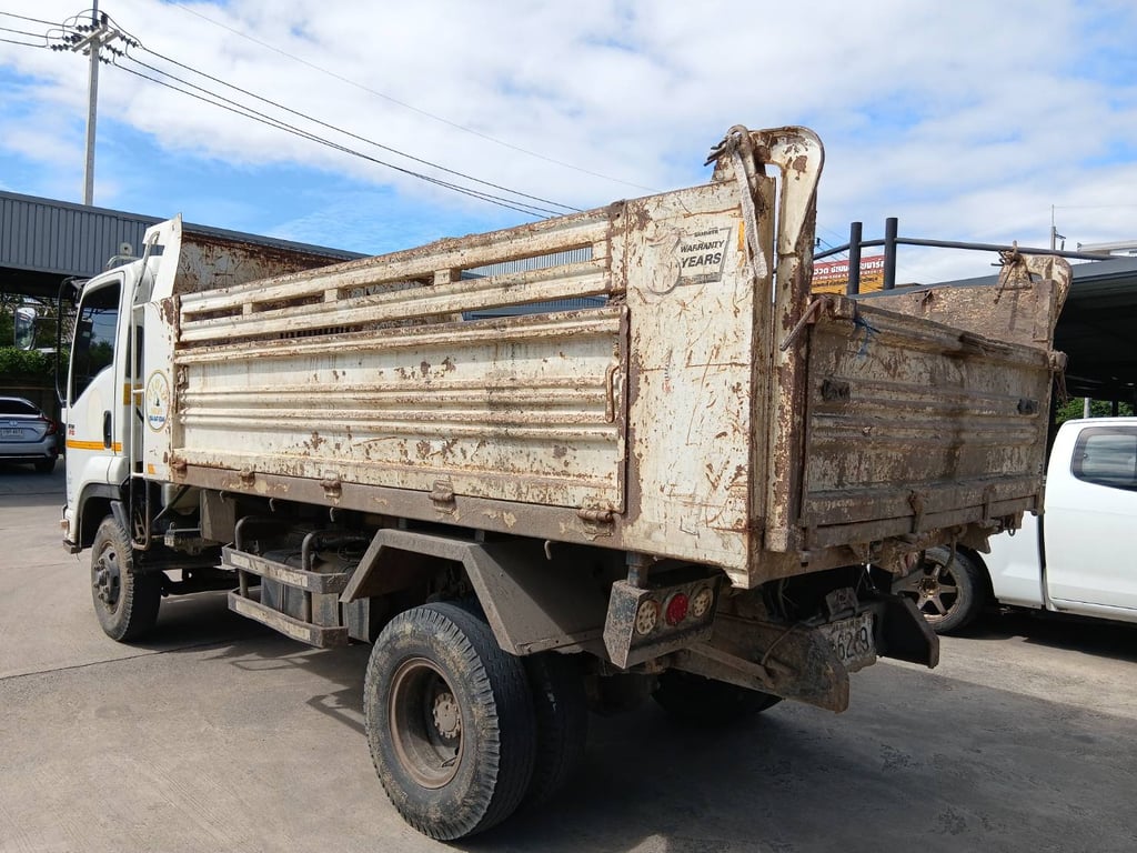 ISUZU FRR 210แรง 6ล้อ กระบะคอกสูง ปี20 (83-6269)