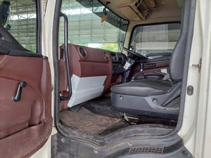 HINO FC รถบรรทุก 6ล้อ กระบะเหล็กติดเครน ปี2023 (81-1421)