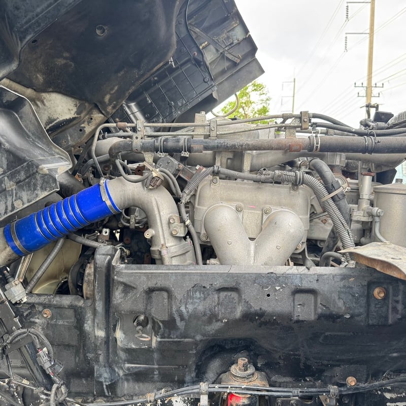 ISUZU FXZ 360 360แรงม้า รถบรรทุก 10ล้อ ดั้มพ์ ปี2014 เลขไมล์น้อยกว่า 500,000 กม. ISUZU FXZ 360 360แรงม้า รถบรรทุก 10ล้อ ดั้มพ์ ปี2014 เลขไมล์น้อยกว่า 500,000 กม.