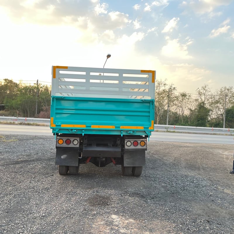 ISUZU FRR 190แรงม้า รถบรรทุก 6ล้อ ดั้มพ์ ปี2018 ISUZU FRR 190แรงม้า รถบรรทุก 6ล้อ ดั้มพ์ ปี2018