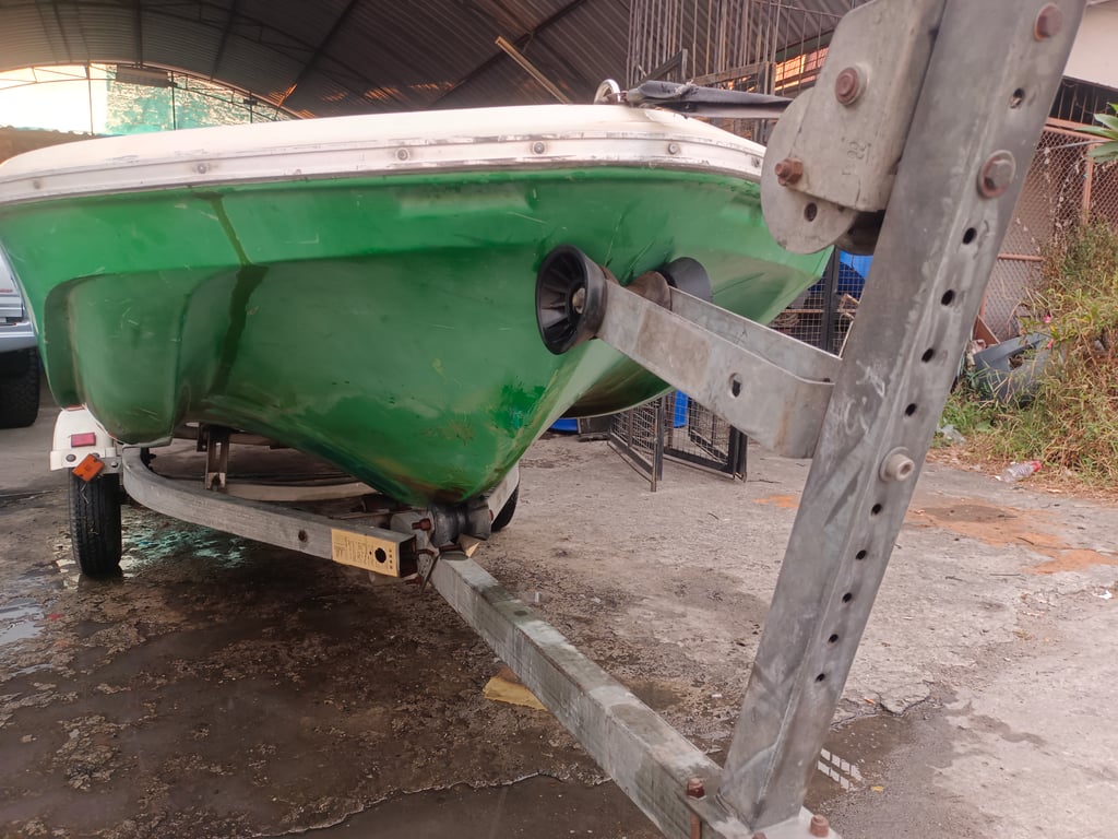 เรือท้อง 3 หล่อน 13ฟุต