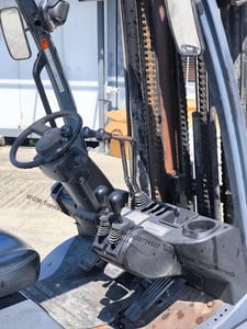 ฟอล์คลิฟ 3 ตัน Toyota 8FG30 งา 6 เมตร สภาพดี ฟอล์คลิฟ 3 ตัน Toyota 8FG30 งา 6 เมตร สภาพดี