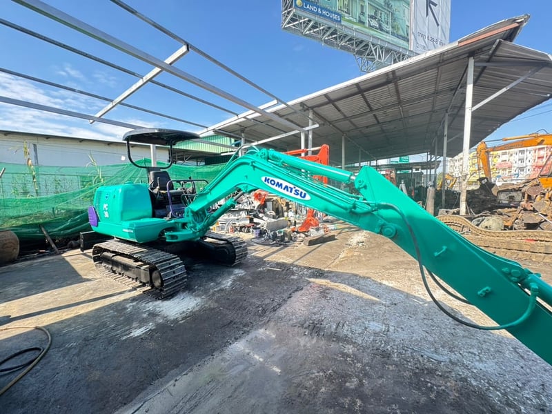 KOMATSU Pc30-7 อาร์มพิเศษ มาพร้อมลายแย๊ก KOMATSU Pc30-7 อาร์มพิเศษ มาพร้อมลายแย๊ก