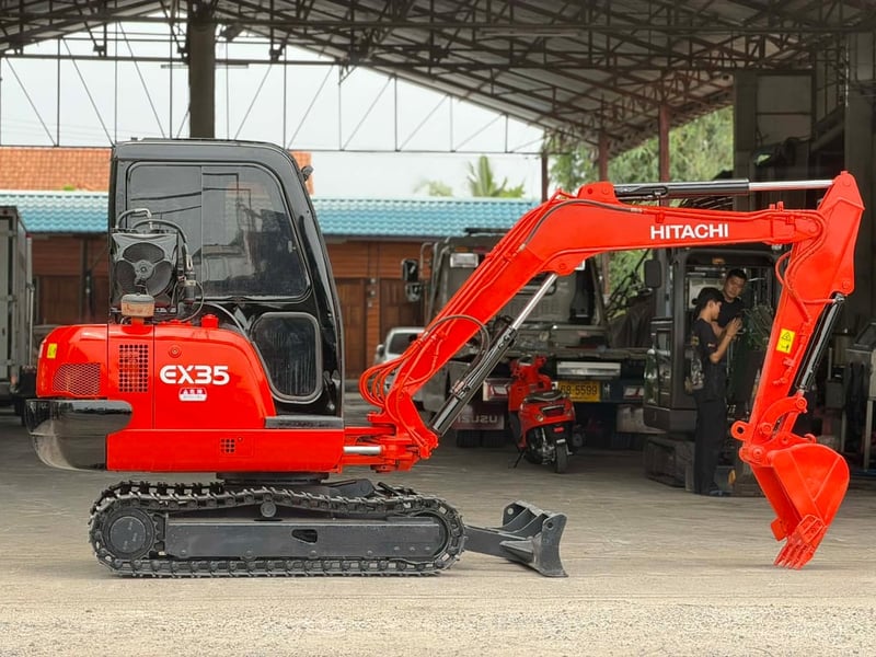 𝖧𝖨𝖳𝖠𝖢𝖧𝖨 𝖤𝖷𝟥𝟧   ตู้แอร์ ขนาด 𝟥.𝟧ตัน รถพร้อมใช้งาน