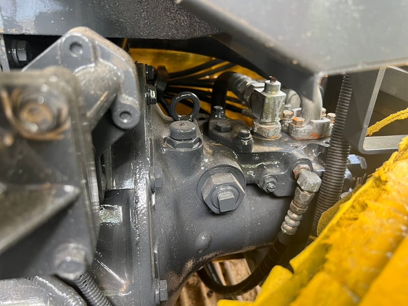 KOMATSU PC60-7  เก่านอกไม่เคยใช้งานในไทย