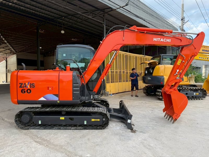  HITACHI ZX60