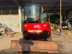 YANMAR VIO40-2a มีลายแย็ก 