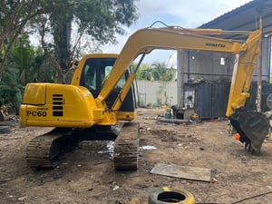 KOMATSU PC60-7  เก่านอกไม่เคยใช้งานในไทย