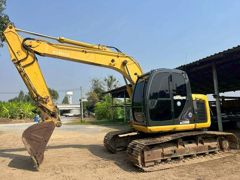 สภาพเก่านอก Kobelco sk135sr YY02